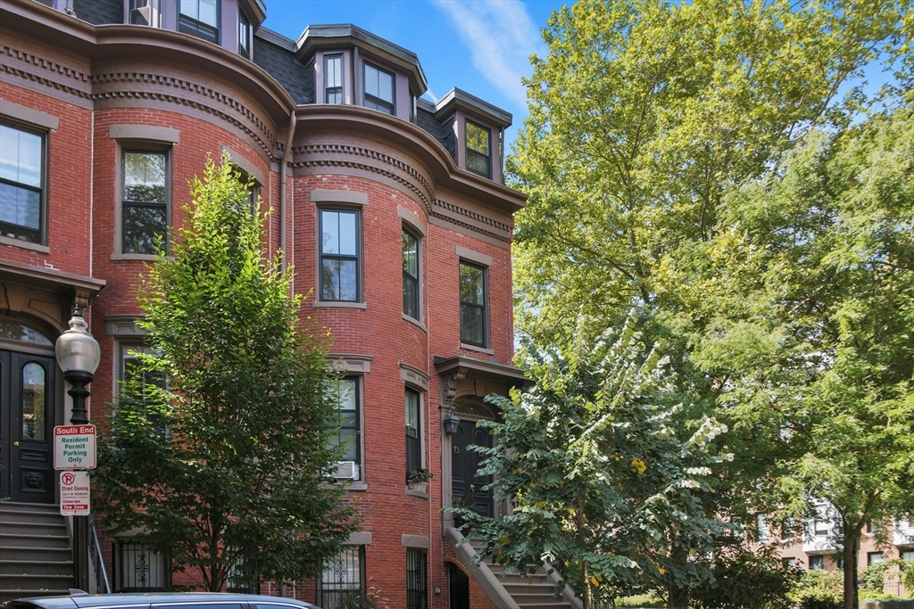 238 W Canton # 4