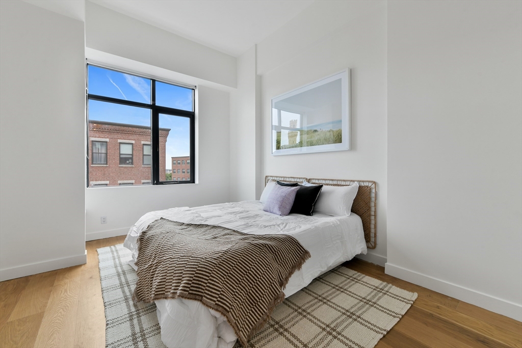 1180-1200 Washington St # 423