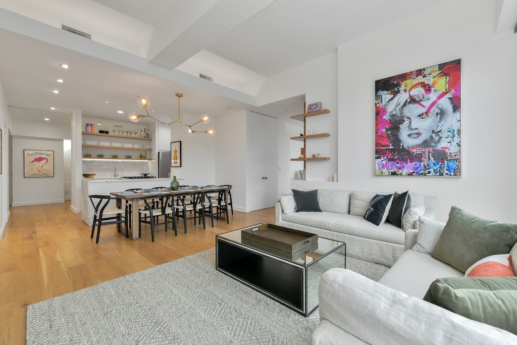 1180-1200 Washington St # 423