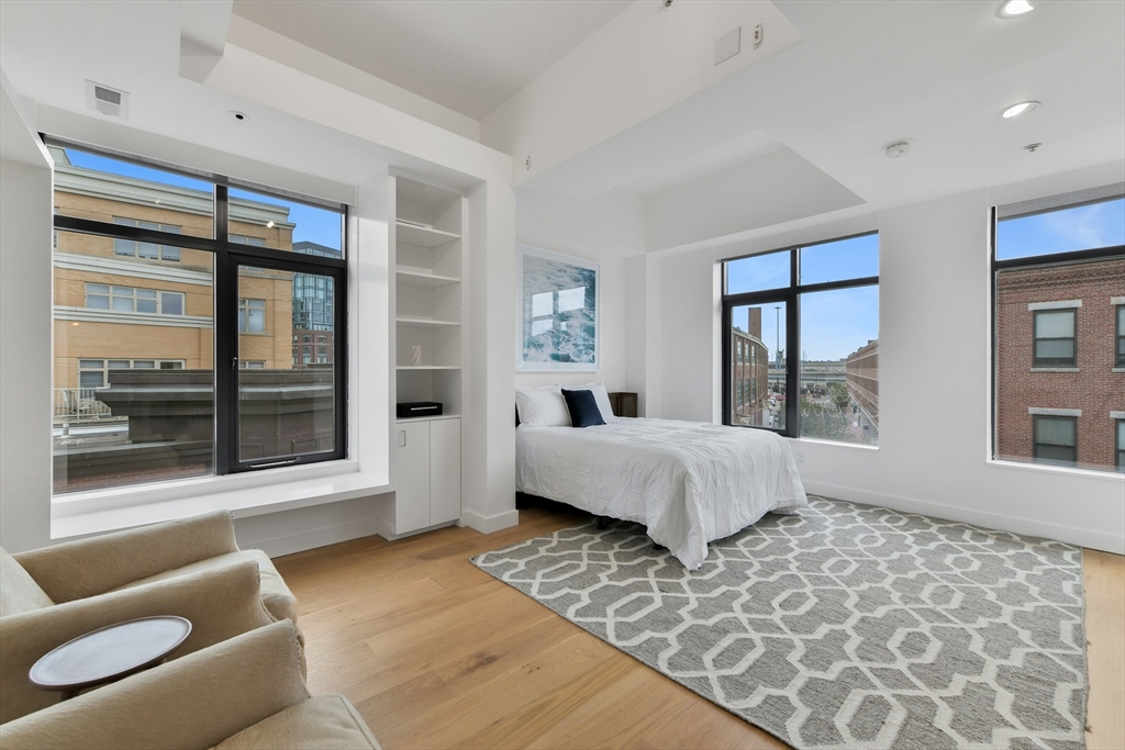 1180-1200 Washington St # 423