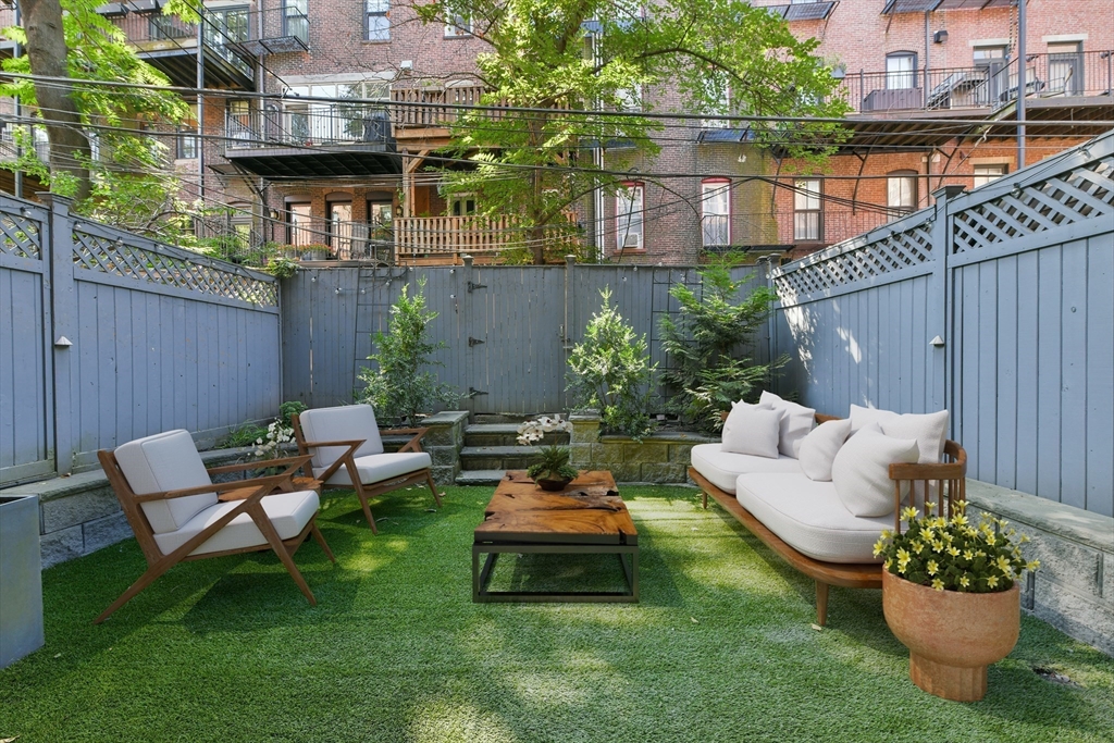 50 Dwight St # 1