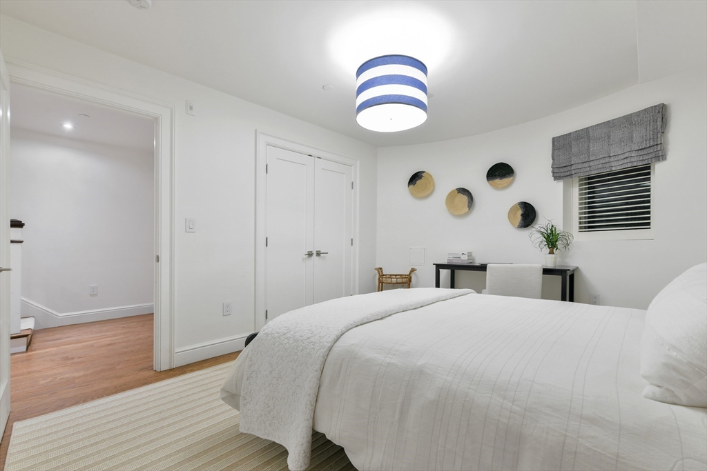 50 Dwight St # 1