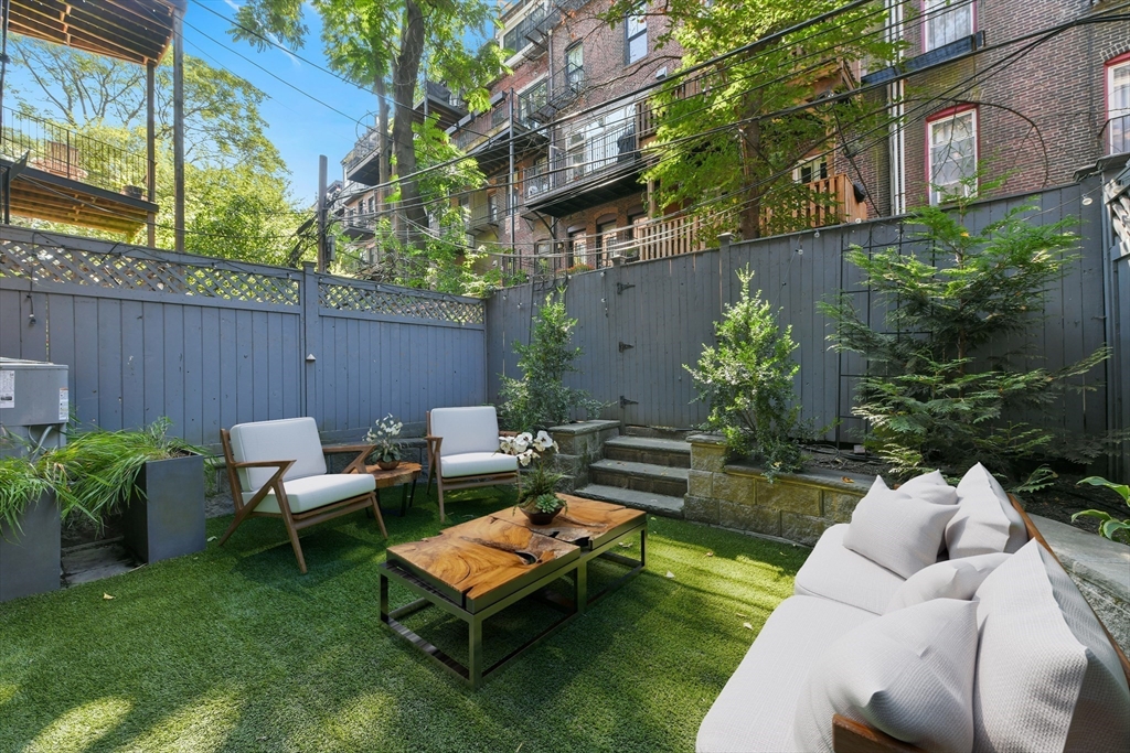 50 Dwight St # 1
