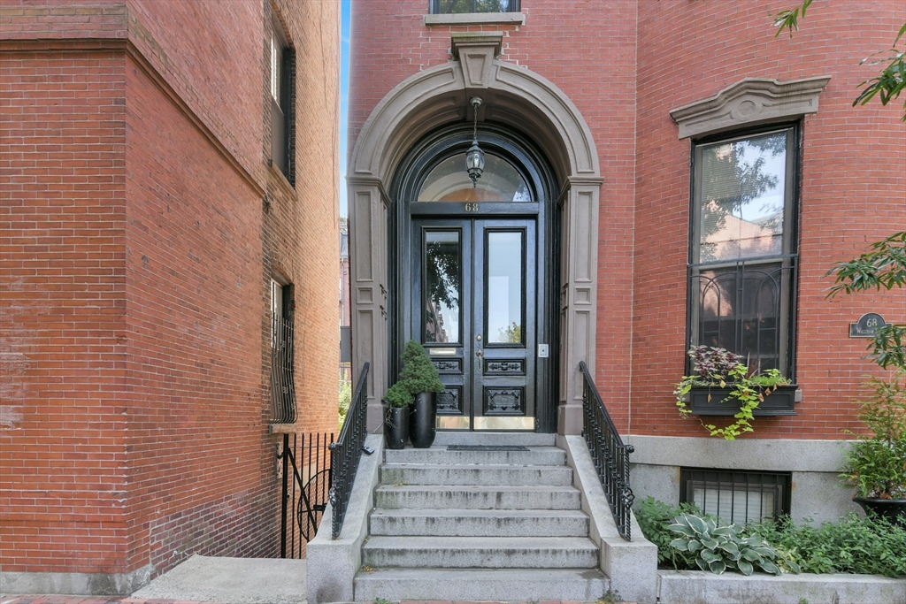 68 Waltham St # 3