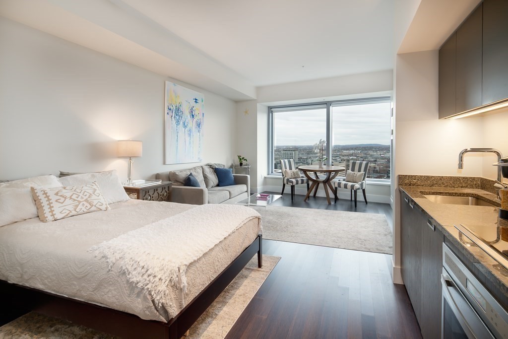 110 Stuart St # 25I