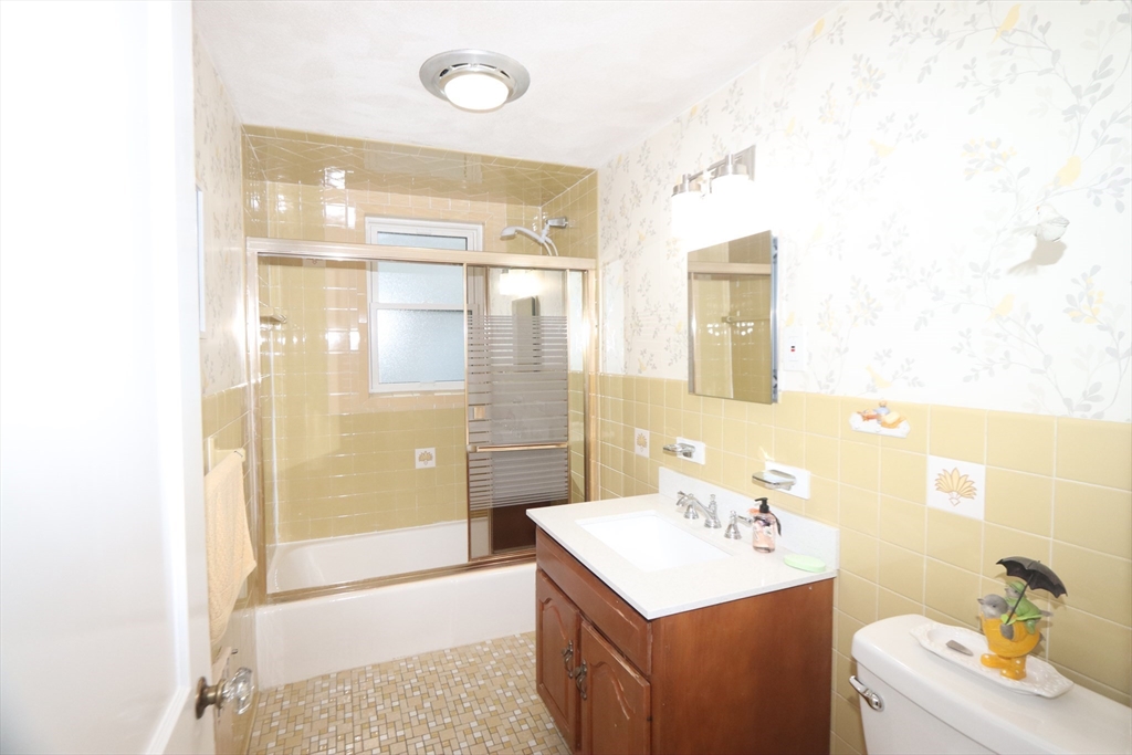 51 Matchett St. Unit: 2nd
