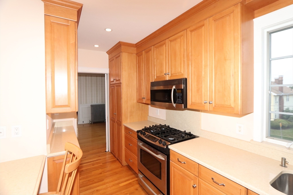 51 Matchett St. Unit: 2nd