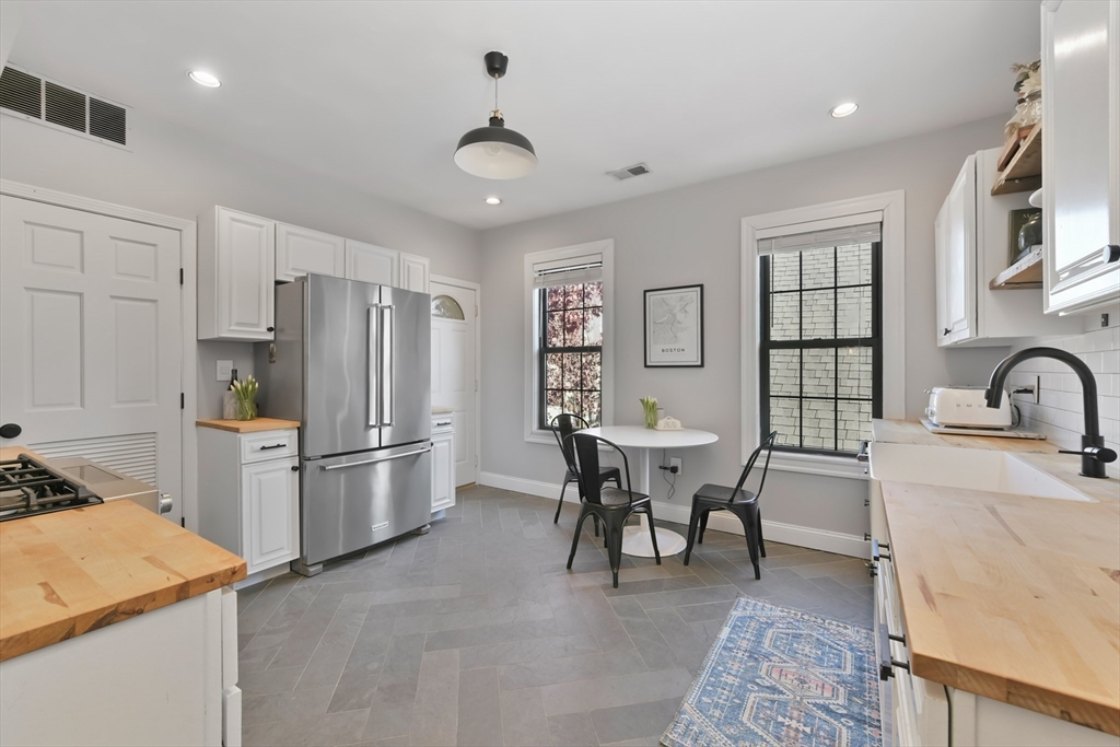 6 Elton Street # 3