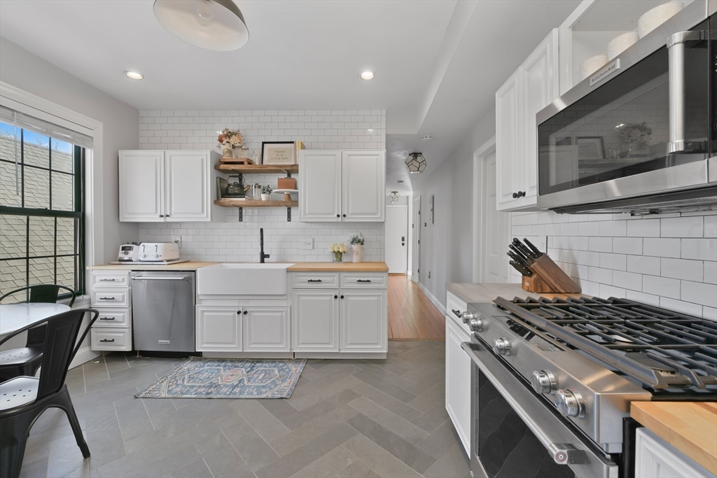 6 Elton Street # 3