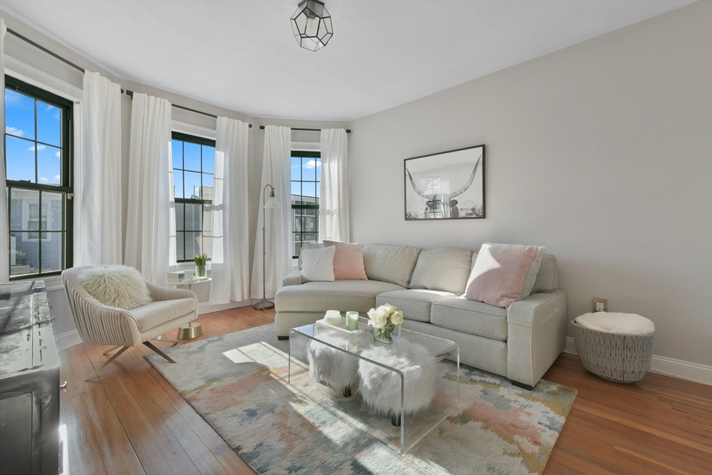 6 Elton Street # 3