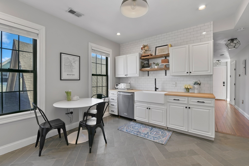 6 Elton Street # 3