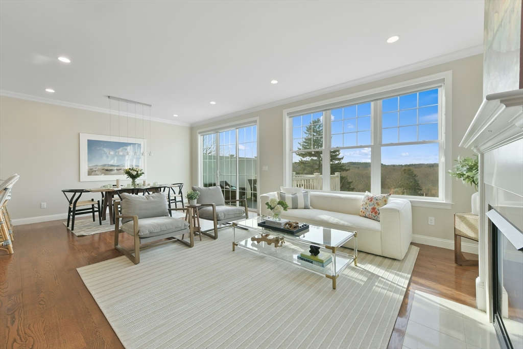 26 Crescent Rd # 1