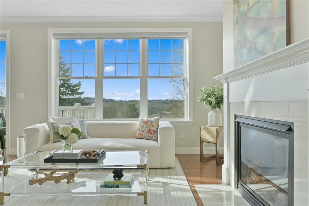 26 Crescent Rd # 1