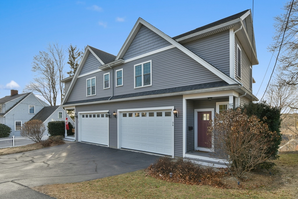 26 Crescent Rd # 1