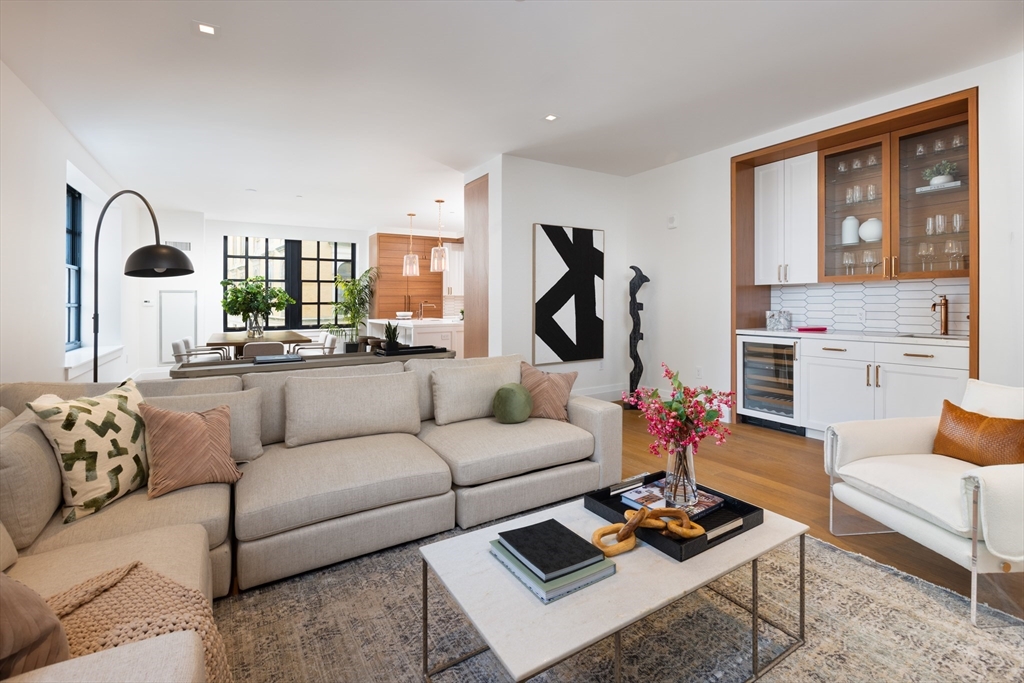 45 Temple St # 411