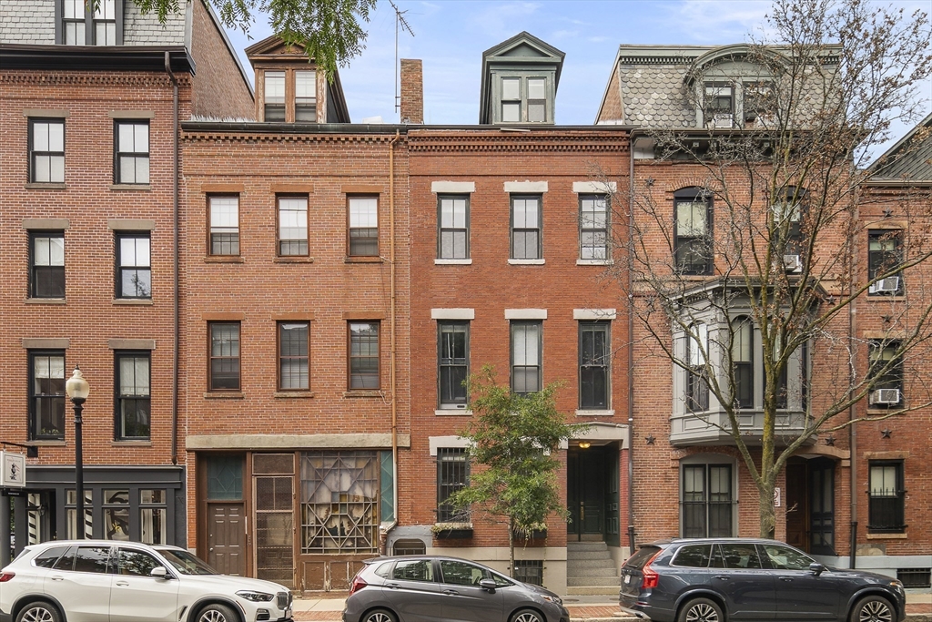 247 Shawmut Ave # 1