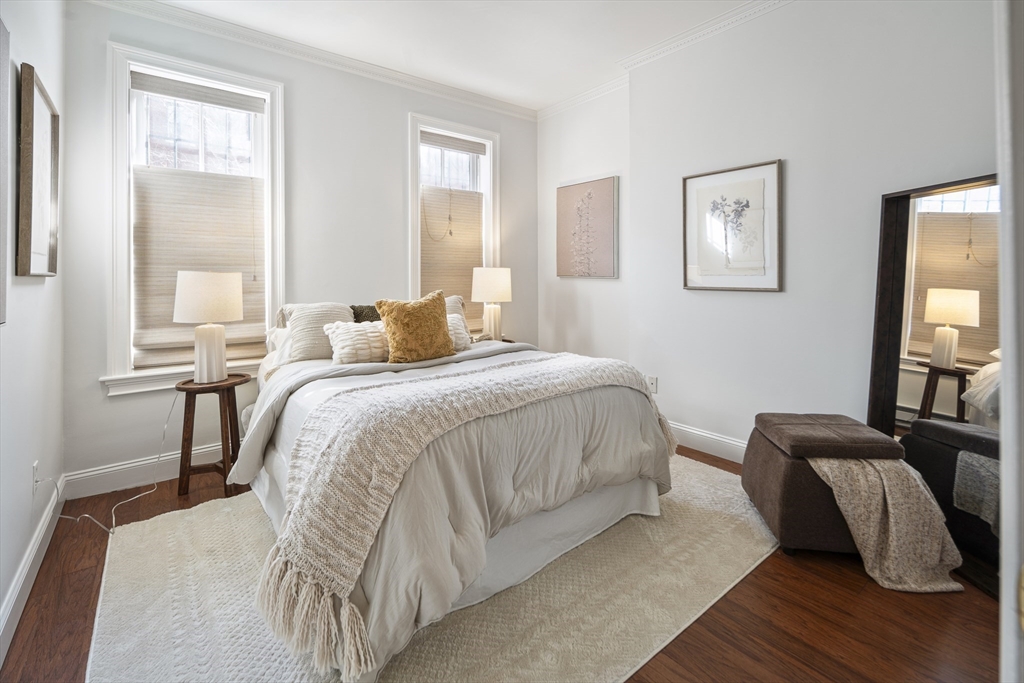 247 Shawmut Ave # 1