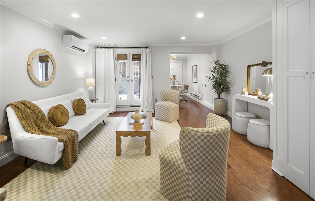 247 Shawmut Ave # 1