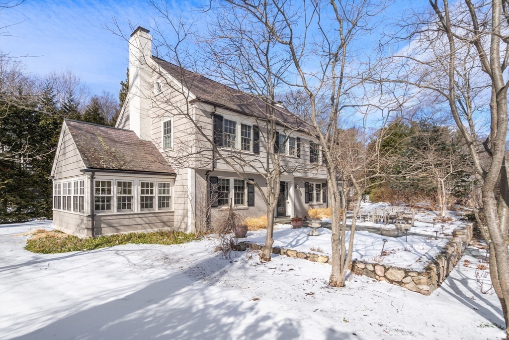243 Ridgeway Rd