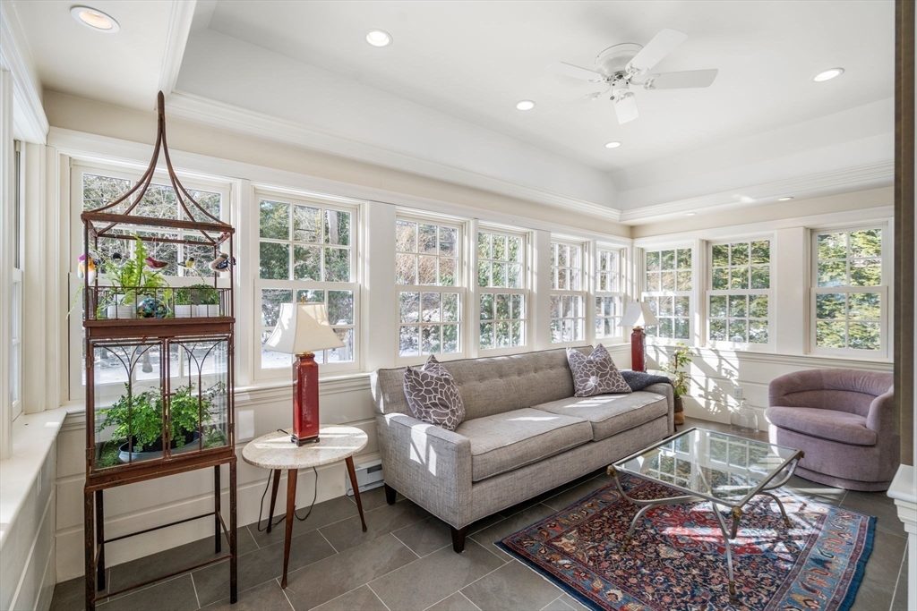 243 Ridgeway Rd