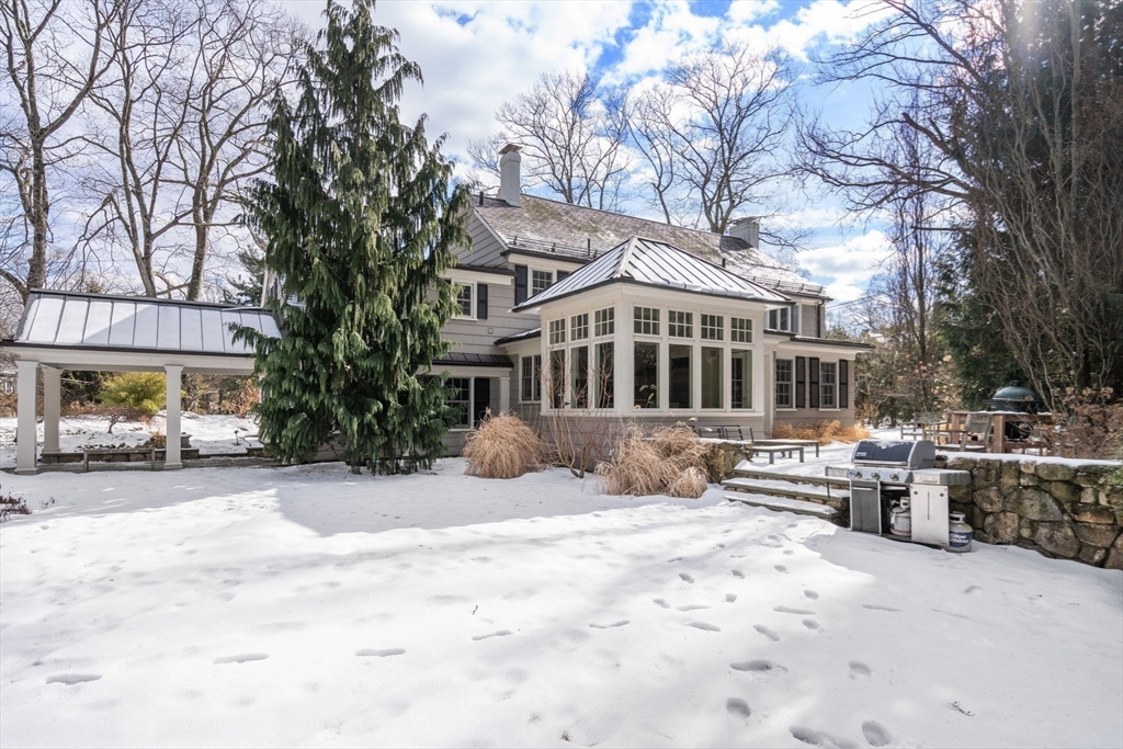 243 Ridgeway Rd