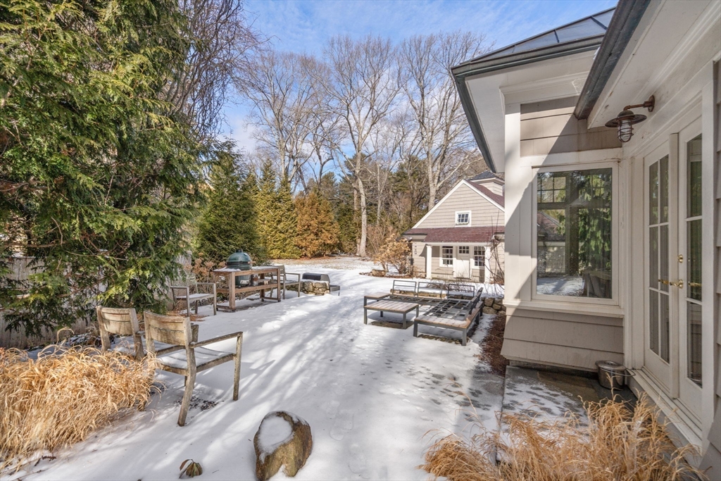 243 Ridgeway Rd