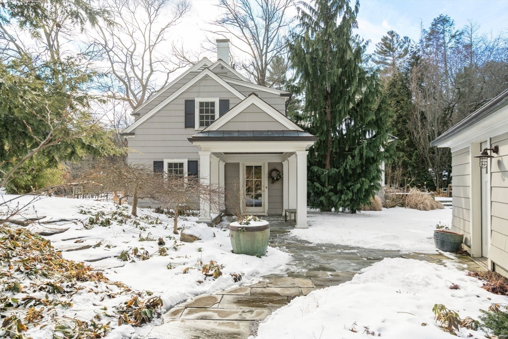 243 Ridgeway Rd
