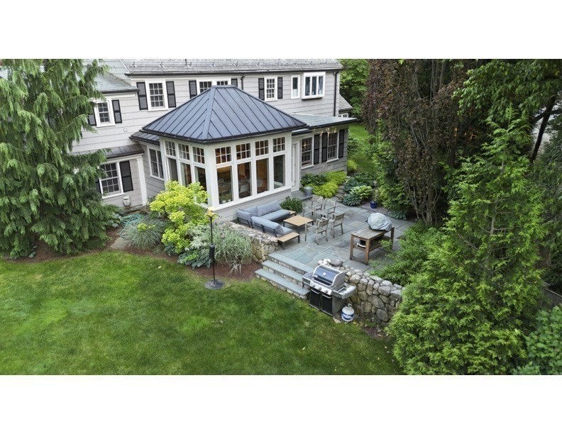 243 Ridgeway Rd