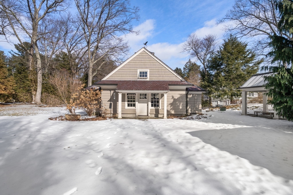 243 Ridgeway Rd