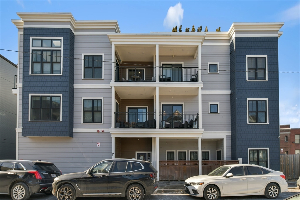 10 Sydney St # 5