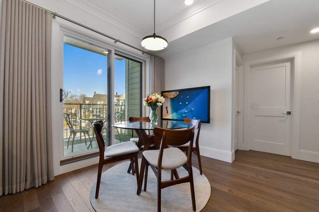 10 Sydney St # 5