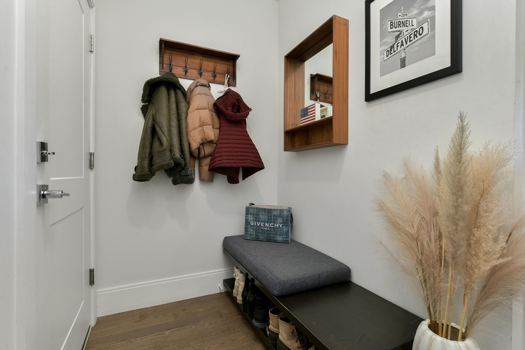 10 Sydney St # 5