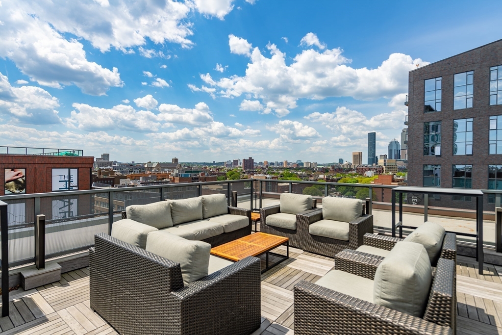 32 Traveler St # 505