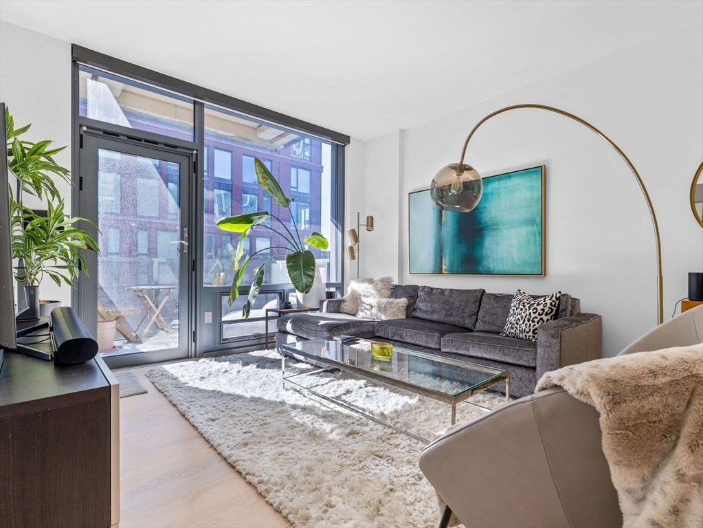 32 Traveler St # 505
