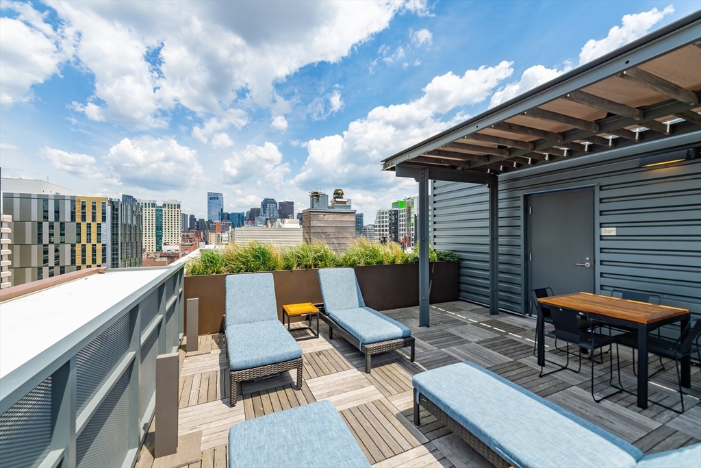 32 Traveler St # 505