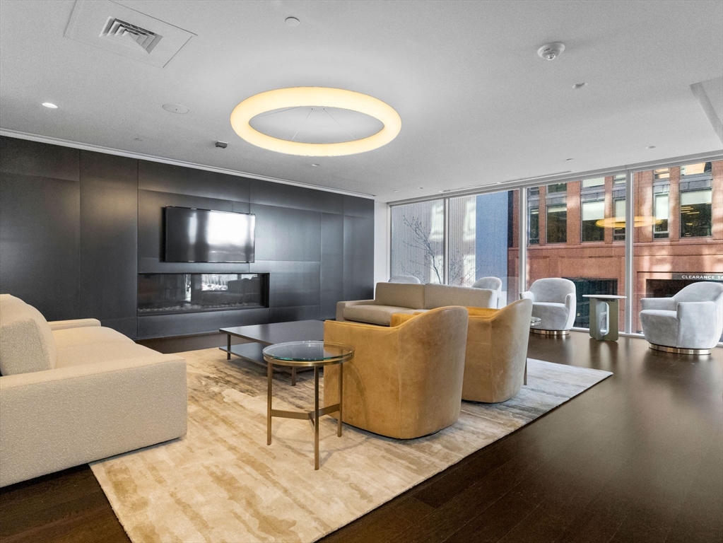 32 Traveler St # 505