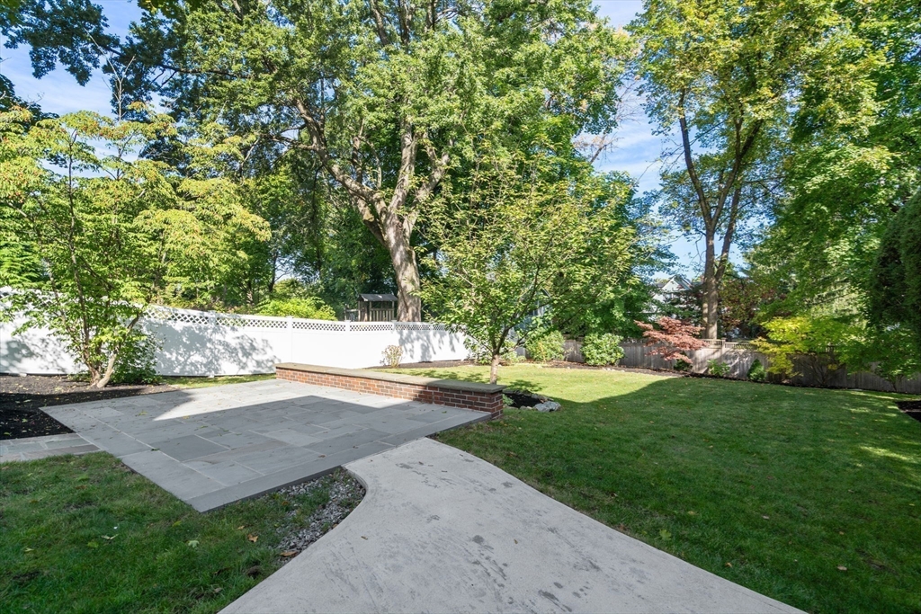 40 Hillcrest Road