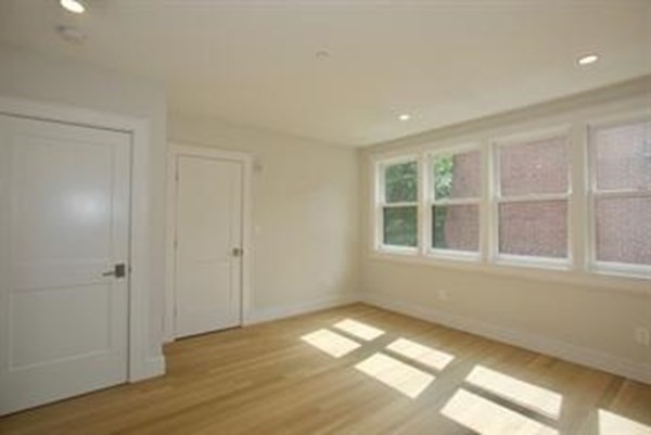 10 Gloucester St PH