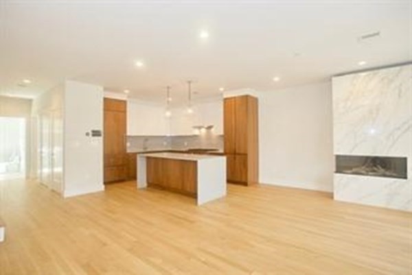 10 Gloucester St PH