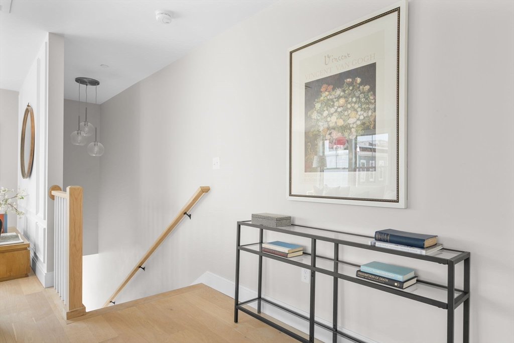 220 Bowen Street # 3