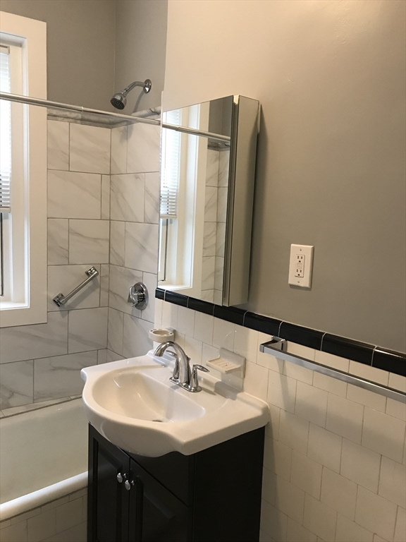 52 Strathmore Rd # 37