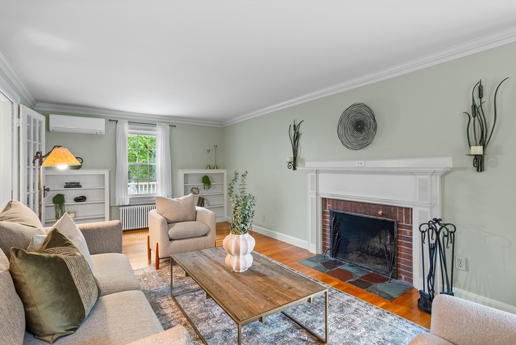 168 Cedar Ave