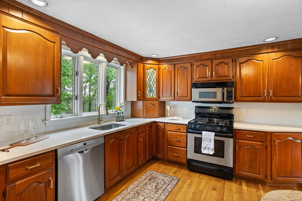 168 Cedar Ave