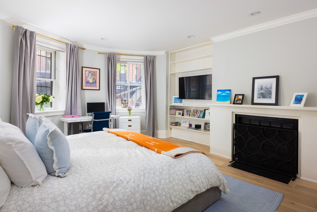 39 Upton St # 1