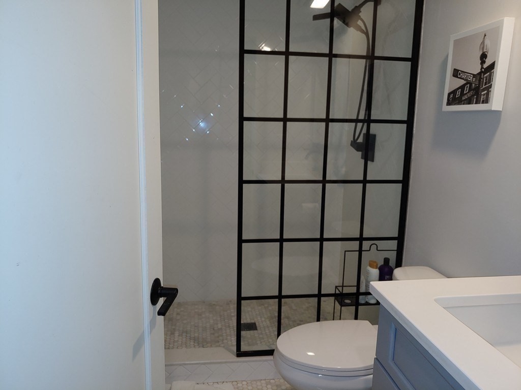 27 Charter Street # 3