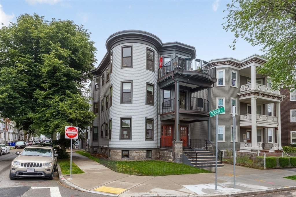 1650 Columbia Rd # 2