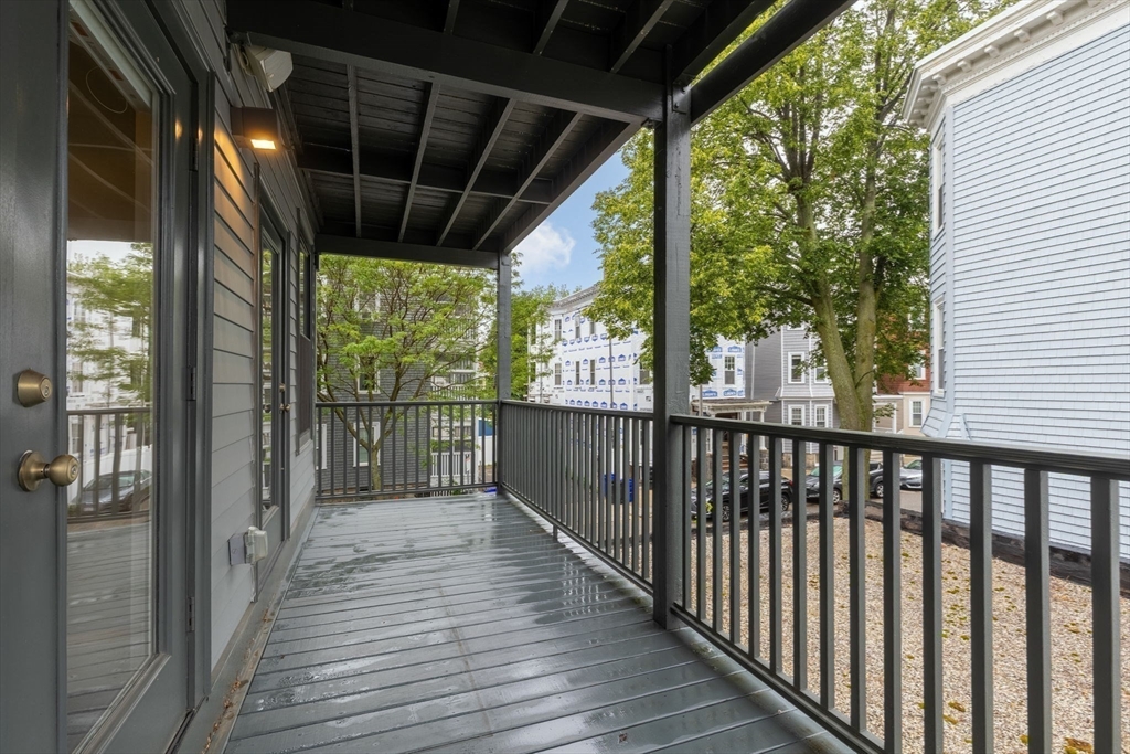 1650 Columbia Rd # 2