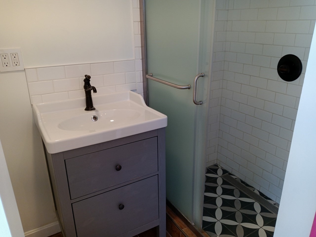 37 Van Wart Path # 37