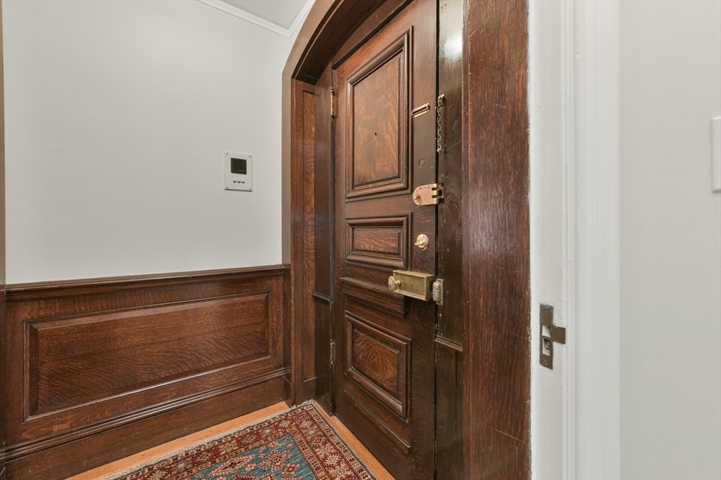 334 Beacon St # 9