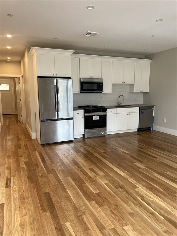 509 E 5th # 2